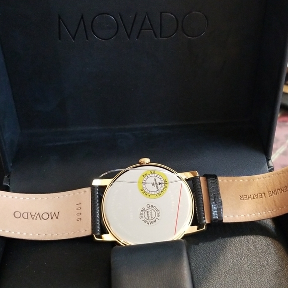 Brand New Movado Men's Watch Classic Black Leather - Picture 4 of 6